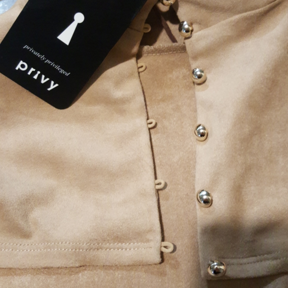 NWT SUEDE DRESS SIZE MEDIUM WITH BACK CUT OUT - Picture 8 of 11